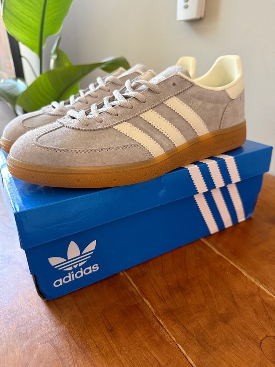adidas Originals Shoes - Women’s Size 10 Adidas Sambas BRAND NEW!